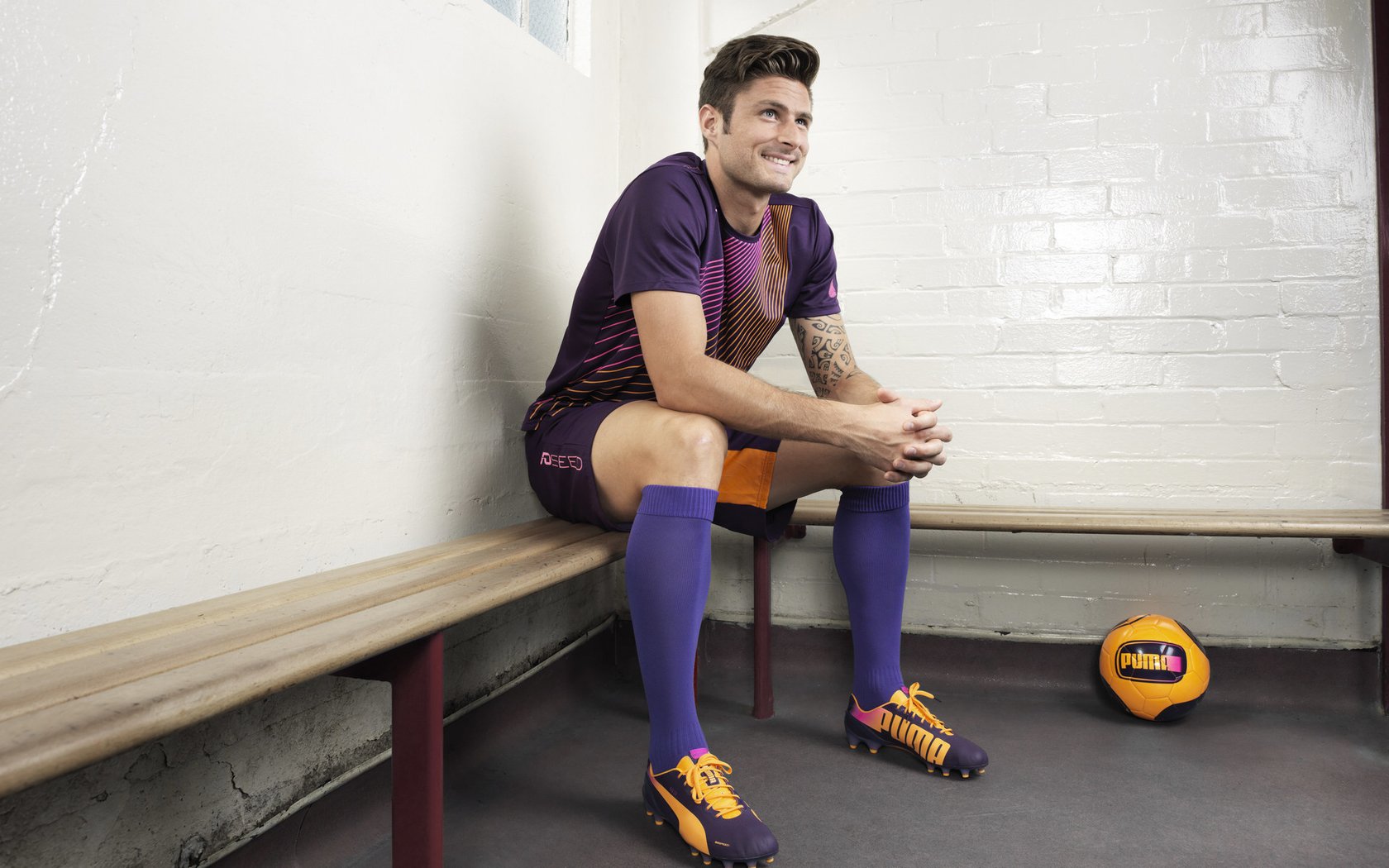 ayx世界杯2026-欧冠淘汰赛之夜，班凯罗赛后评分拉满，不只是数字的胜利