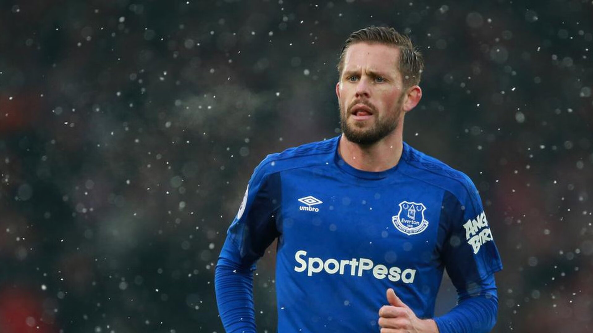 爱游戏在线-阿尔瓦雷斯，当小蜘蛛在终场哨前织就绝杀之网